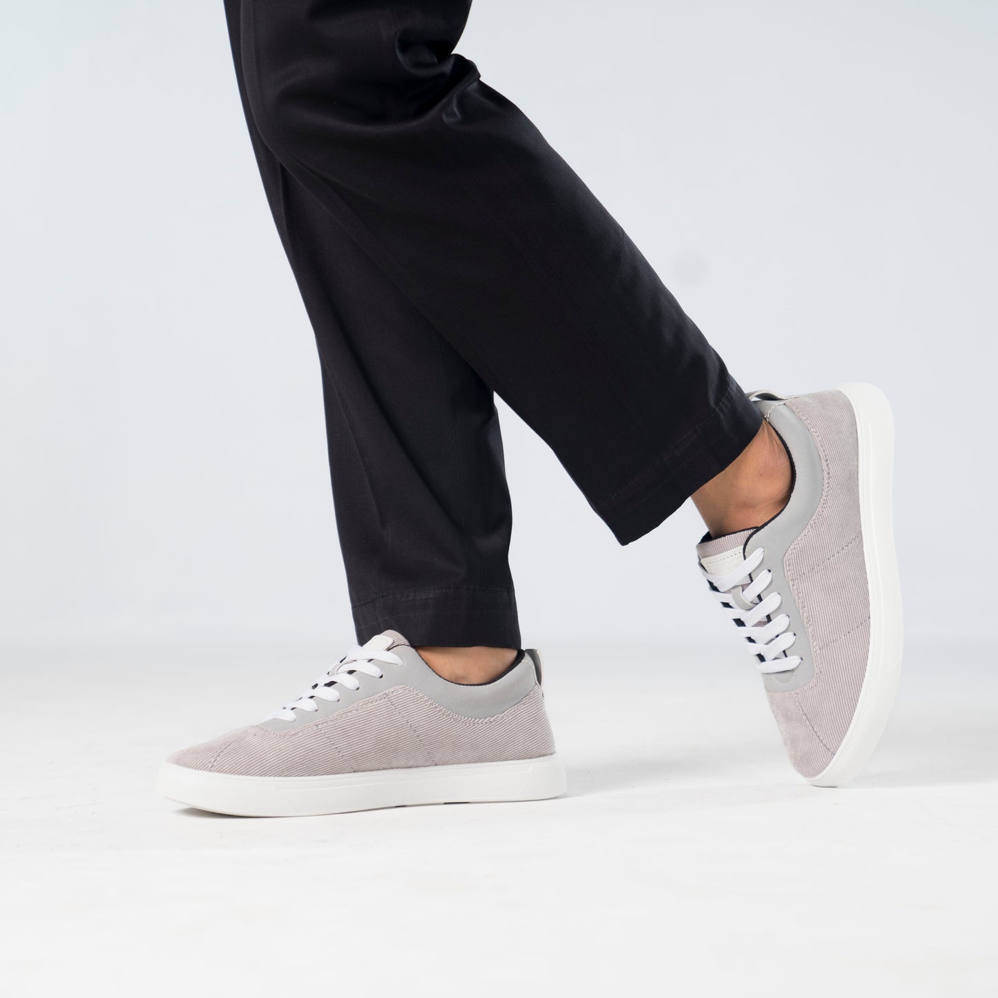 Zuqo Men's Sneaker : Neo - Ash