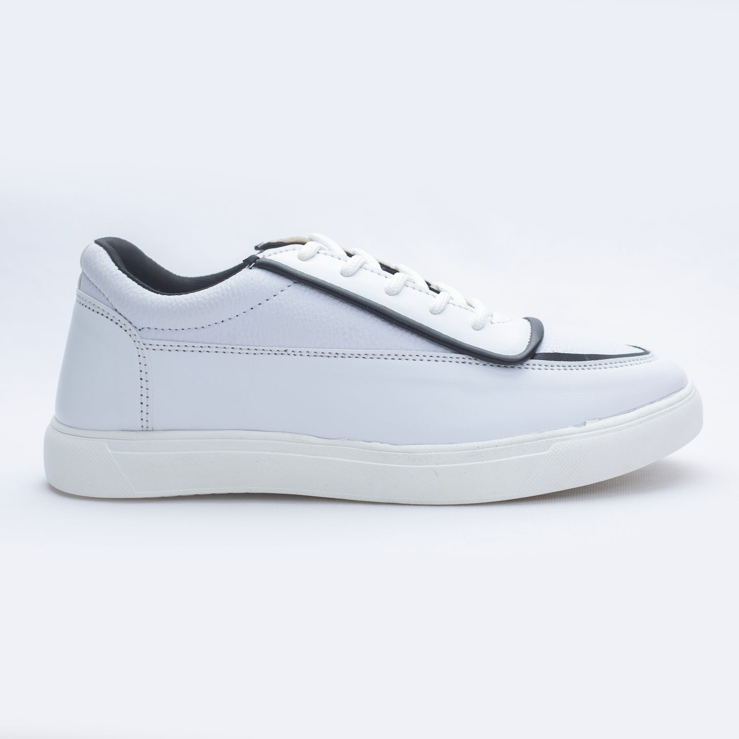 Sneaker - White Panda