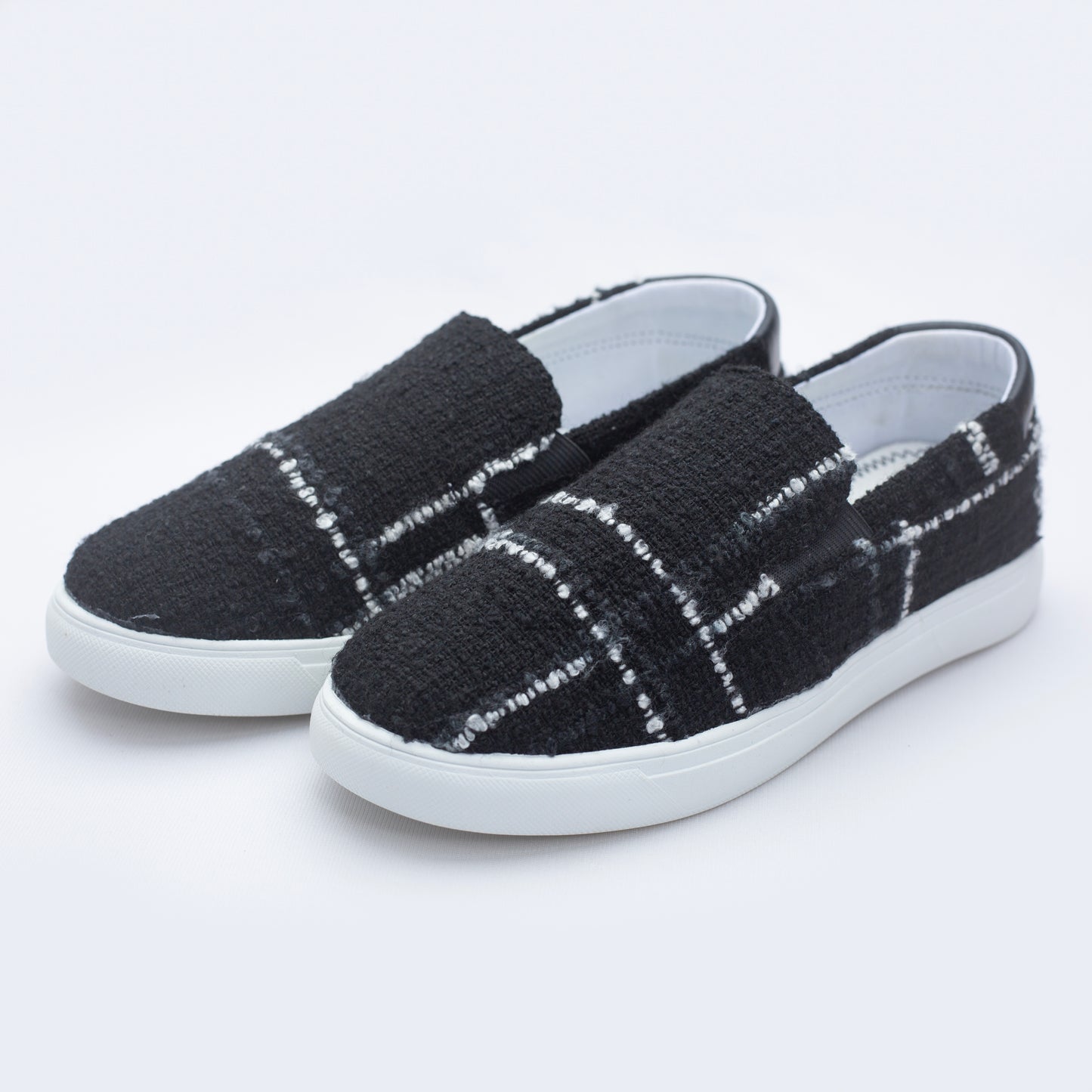 Female Sneaker - Black