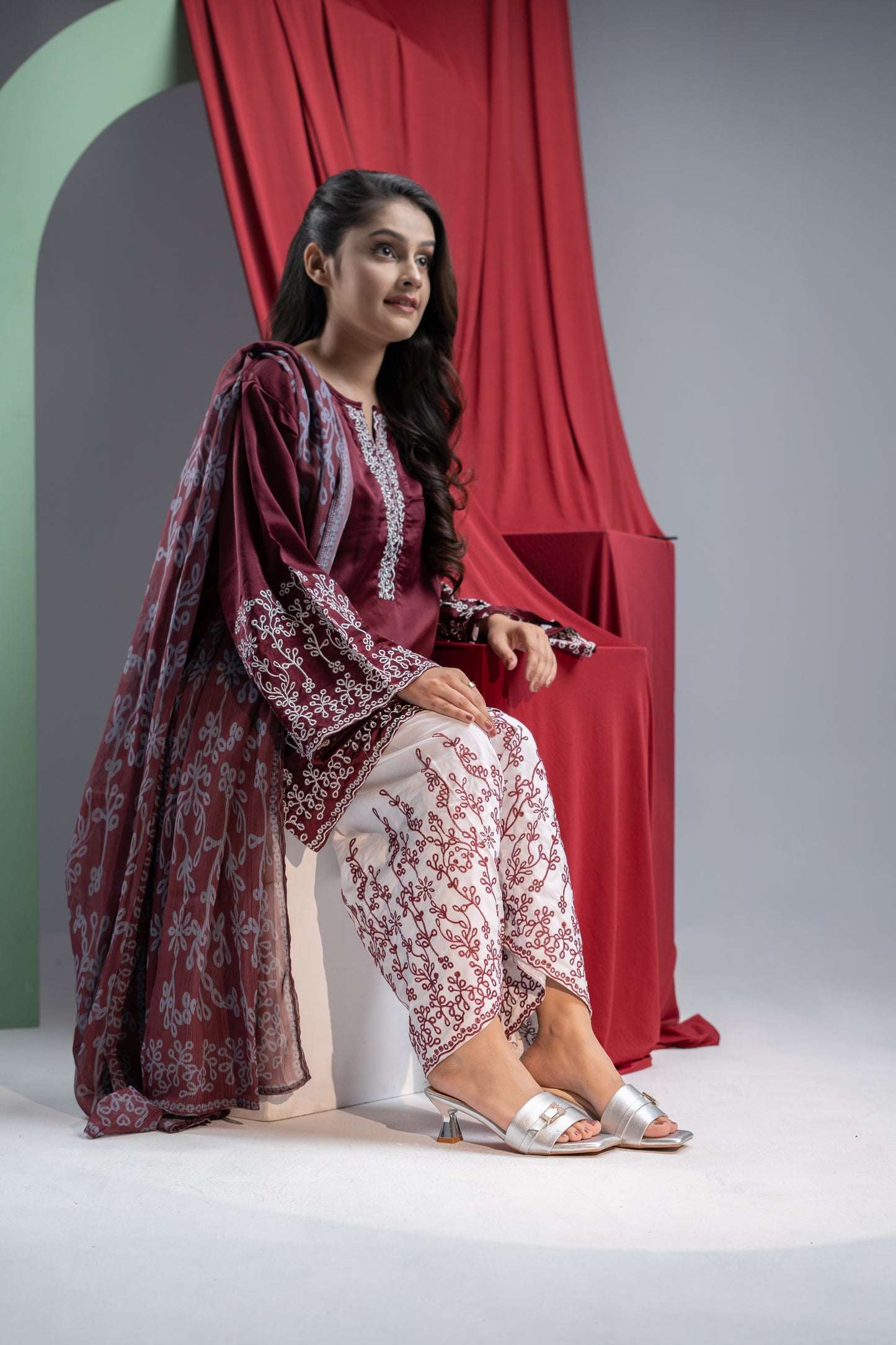 Zazla Women’s Heels – Silver Luxe