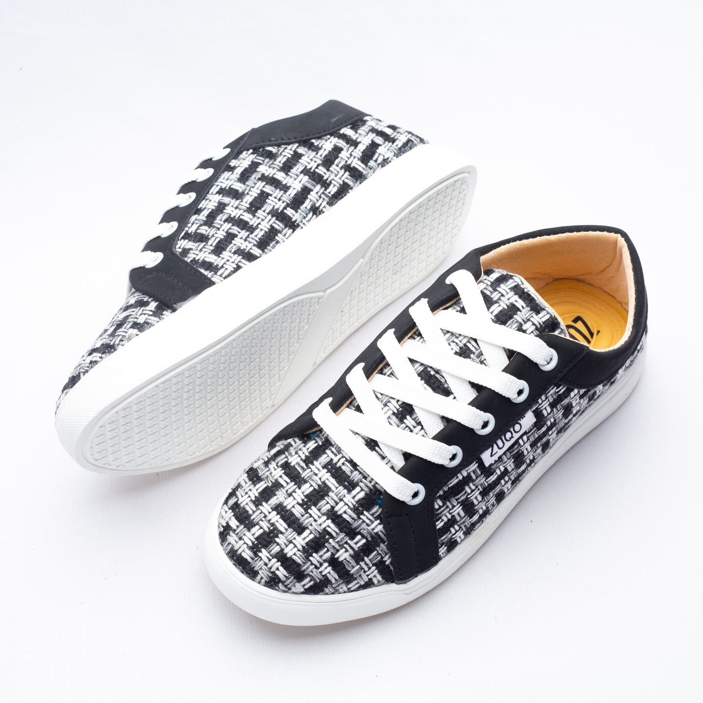 Female Sneaker - Black Velvet