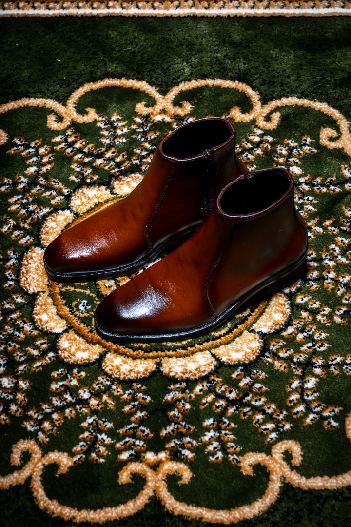 Verona Milano Cuban Heel Chelsea Boot – Amber Brown