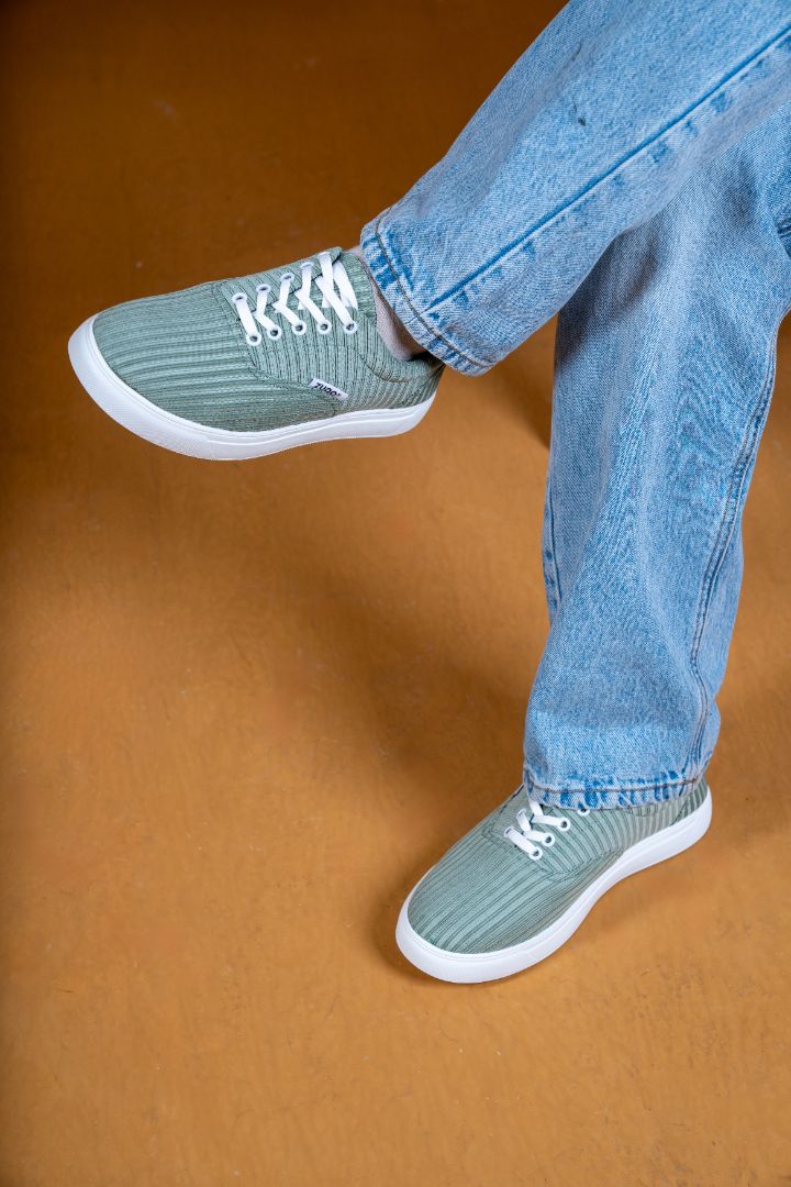 Zuqo Men's Sneaker : Mint Green