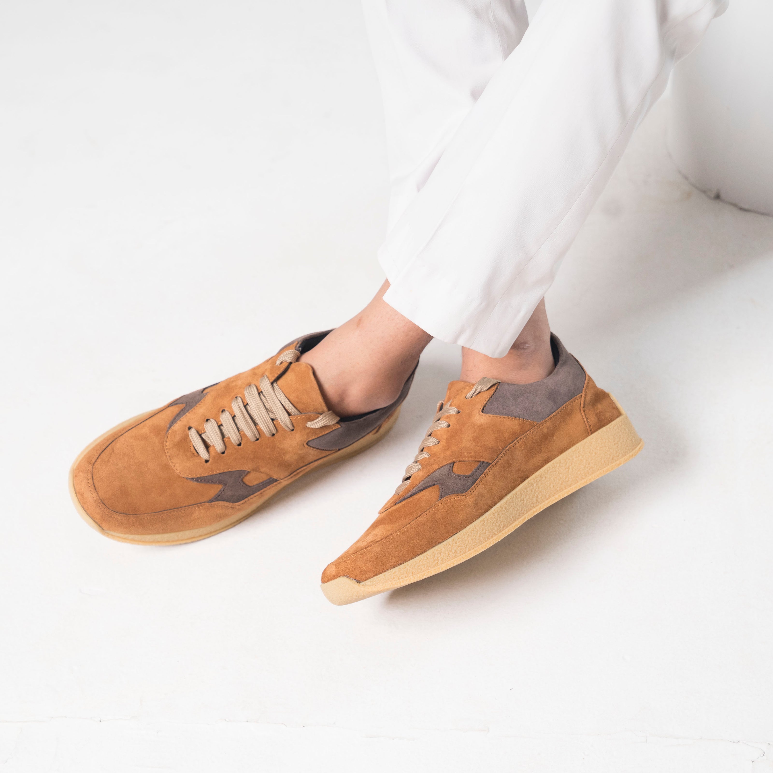 Verona  Men's Sneaker :  Espresso