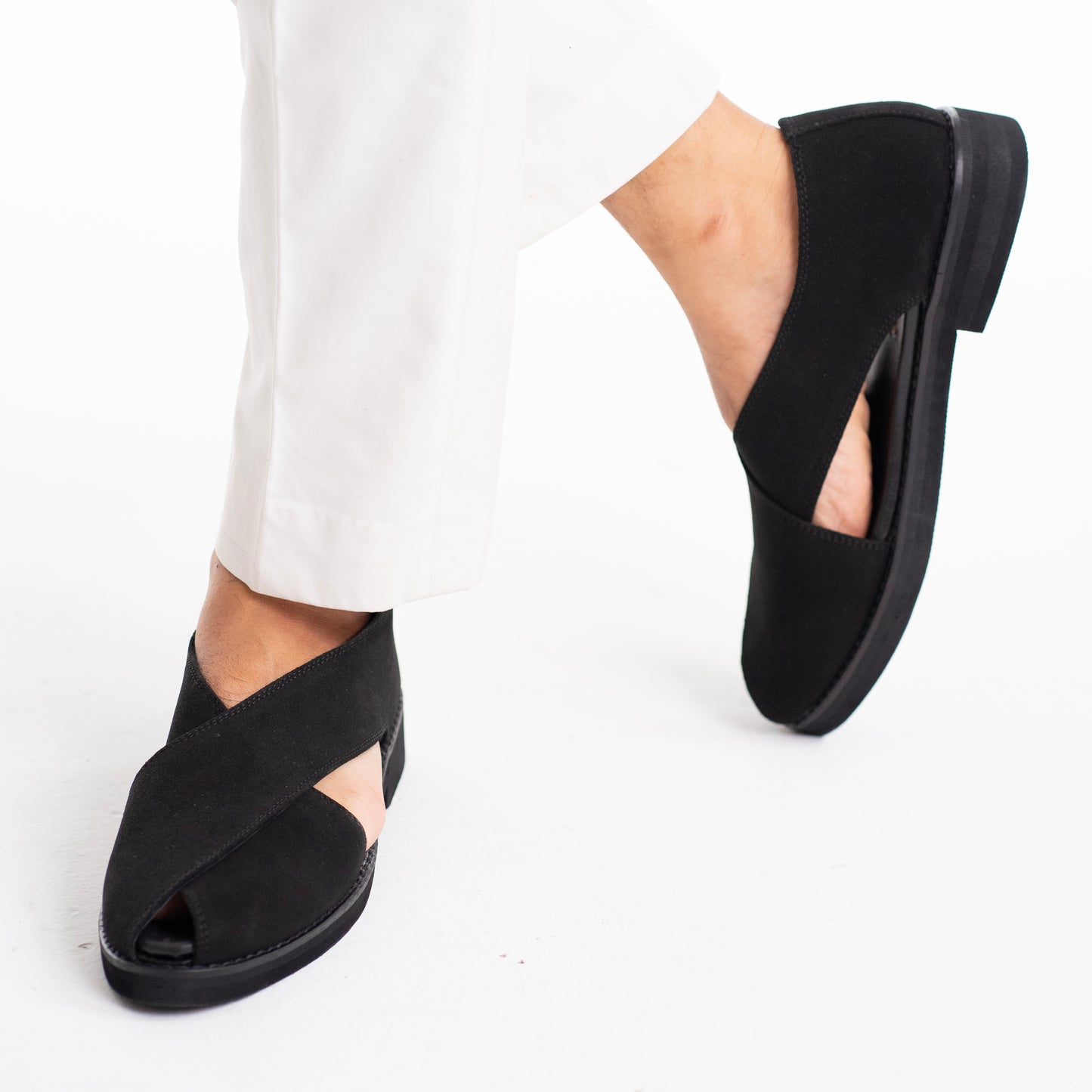 Zuqo Nizam  - Suede Black