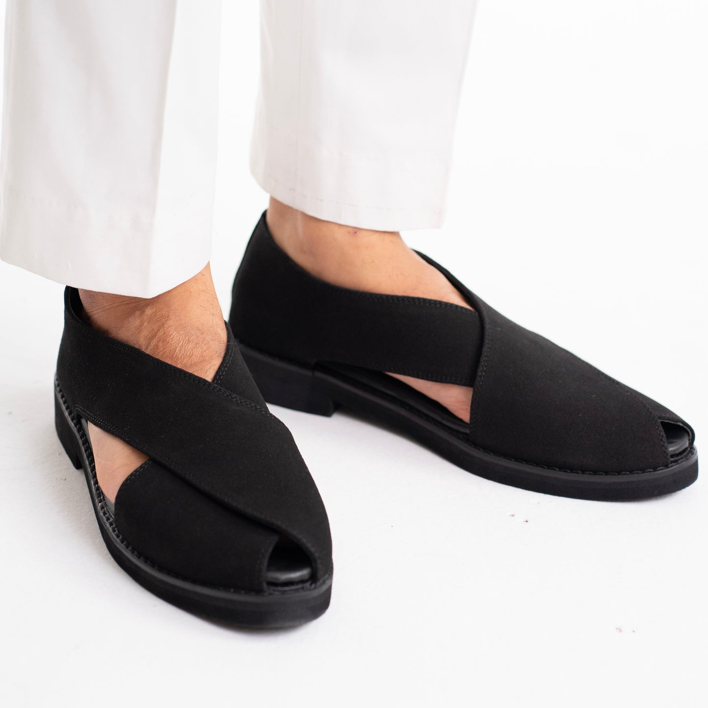 Zuqo Nizam  - Suede Black