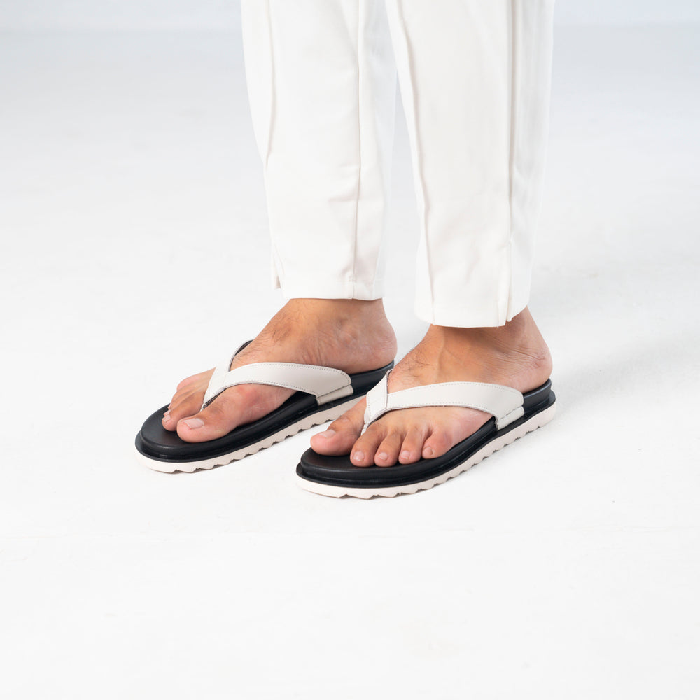 Zuqo Regal Sandal : White product image 1