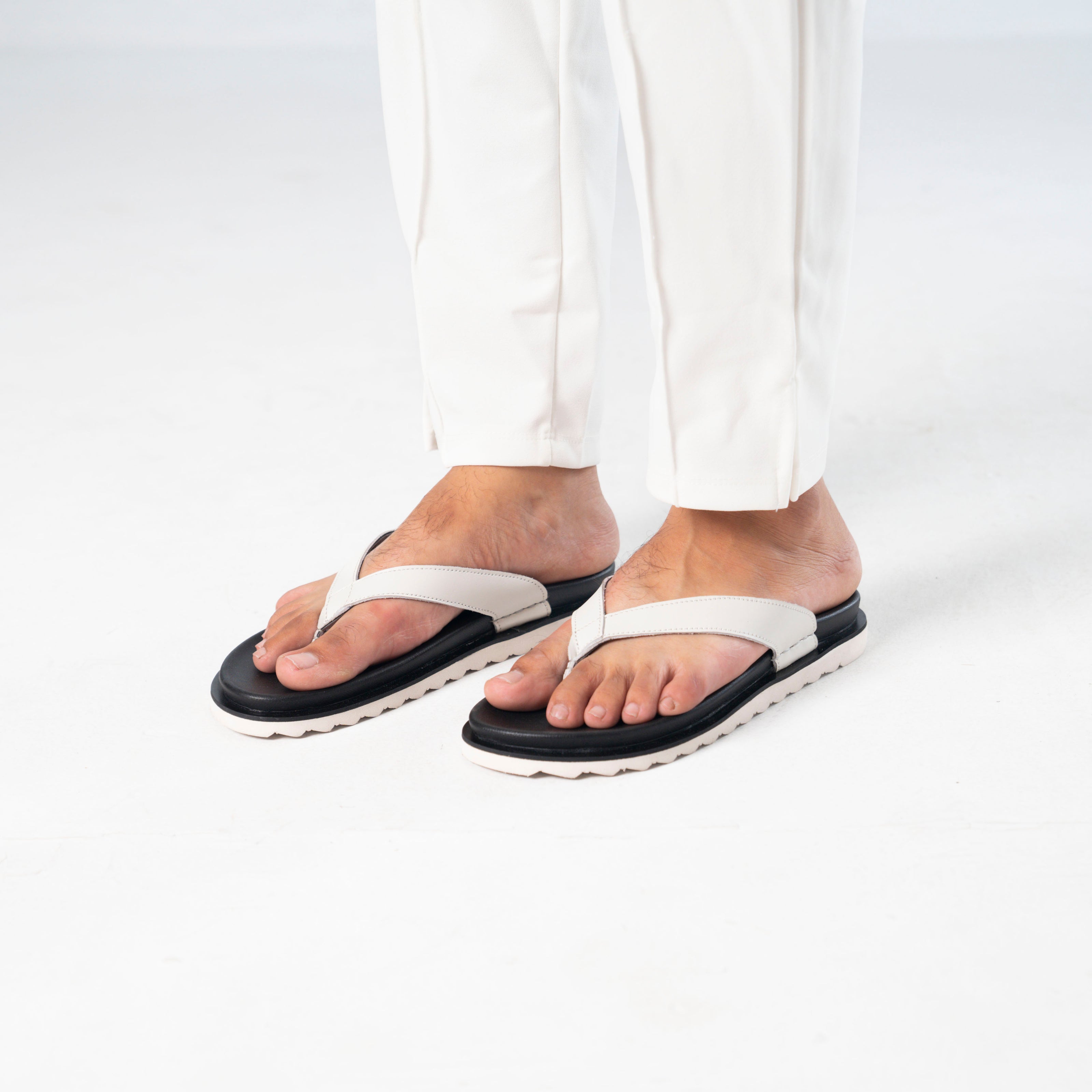 Zuqo Regal  Series : White
