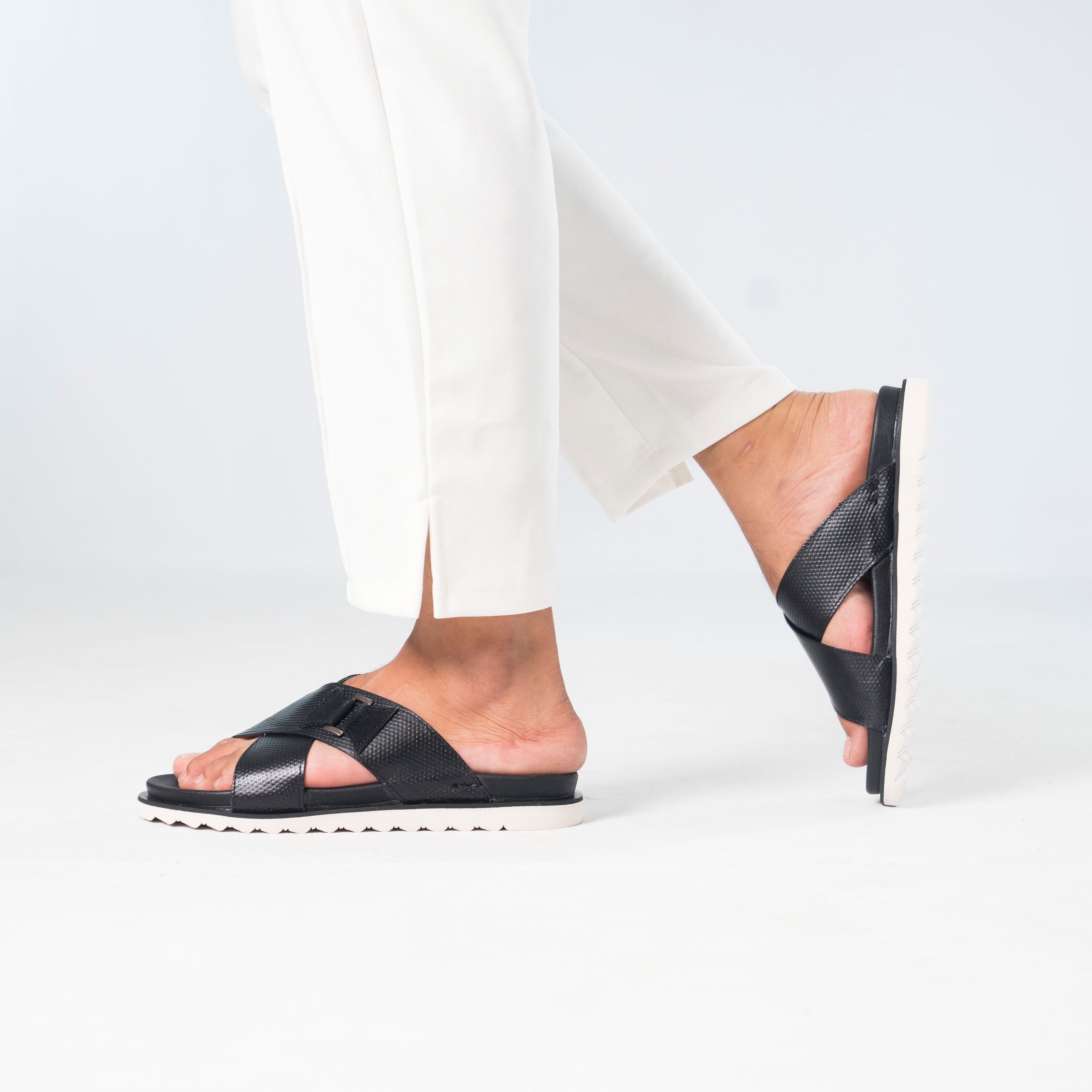 Zuqo Regal  Series :  Black
