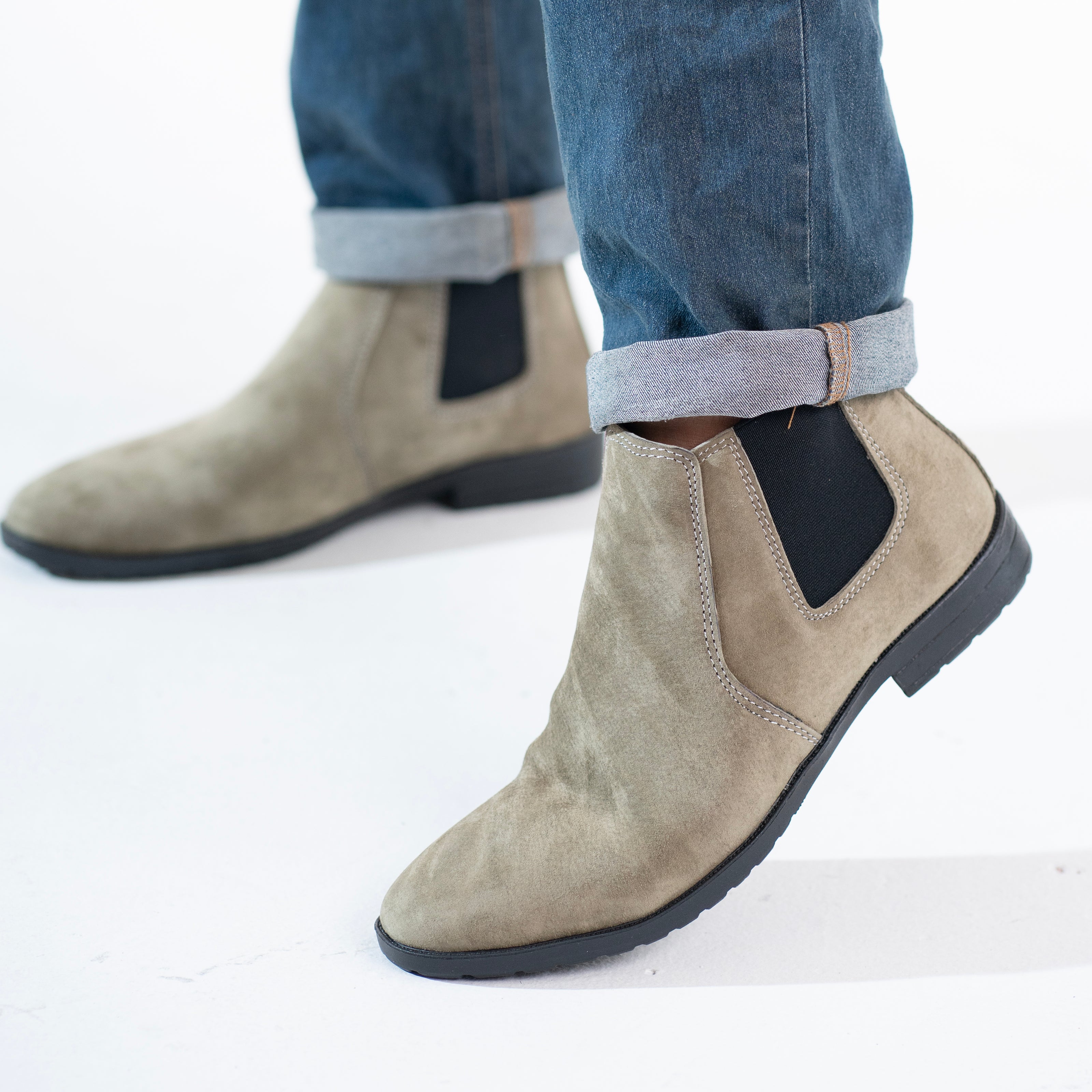 Zuqo Mens Chelsea Boot   - Light Olive