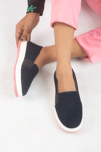 Female Sneaker - Navy