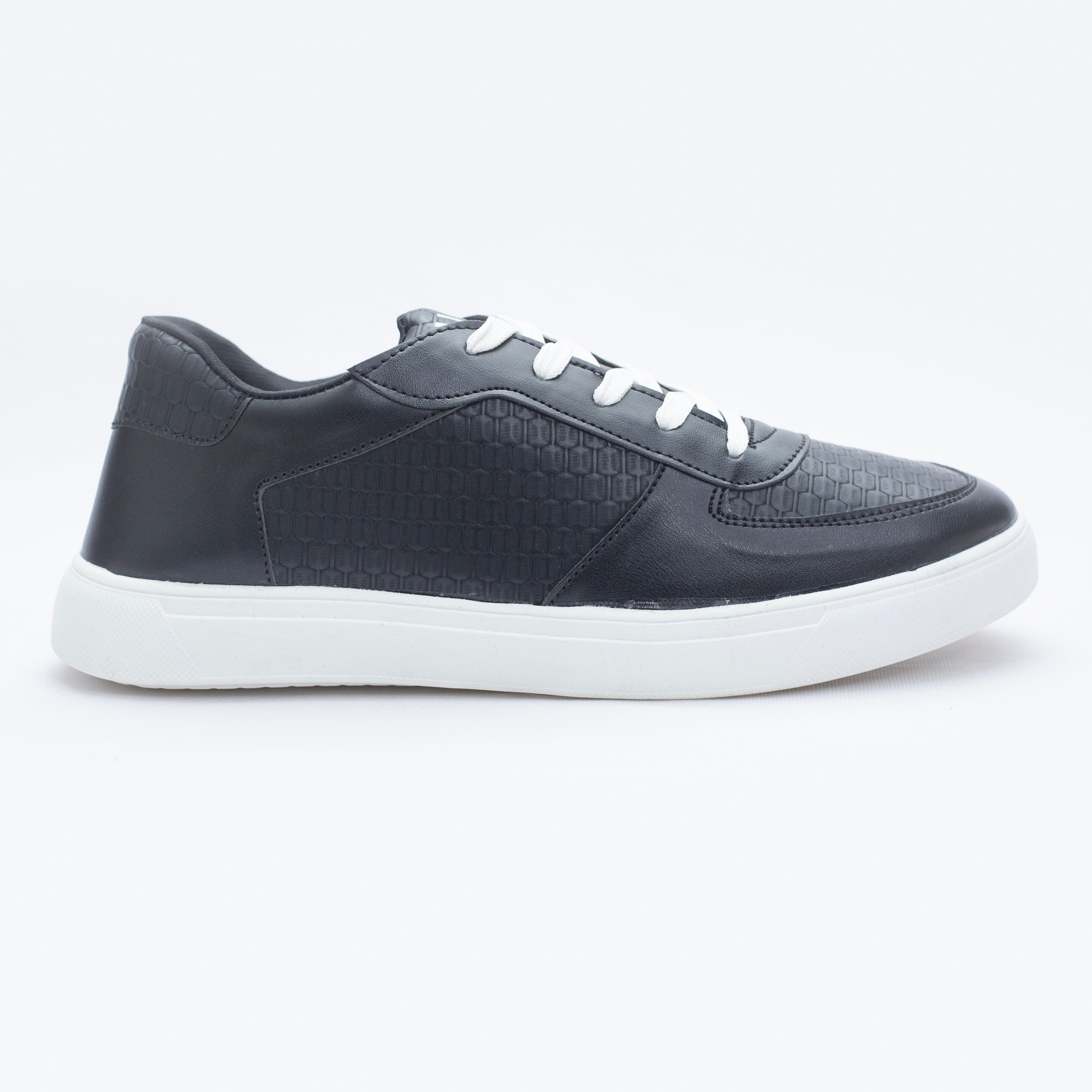 Sneaker - Black – ZUQO