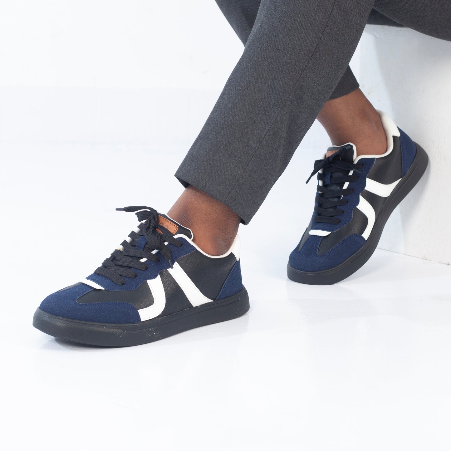 Zuqo Men's Sneaker : Prime Navy