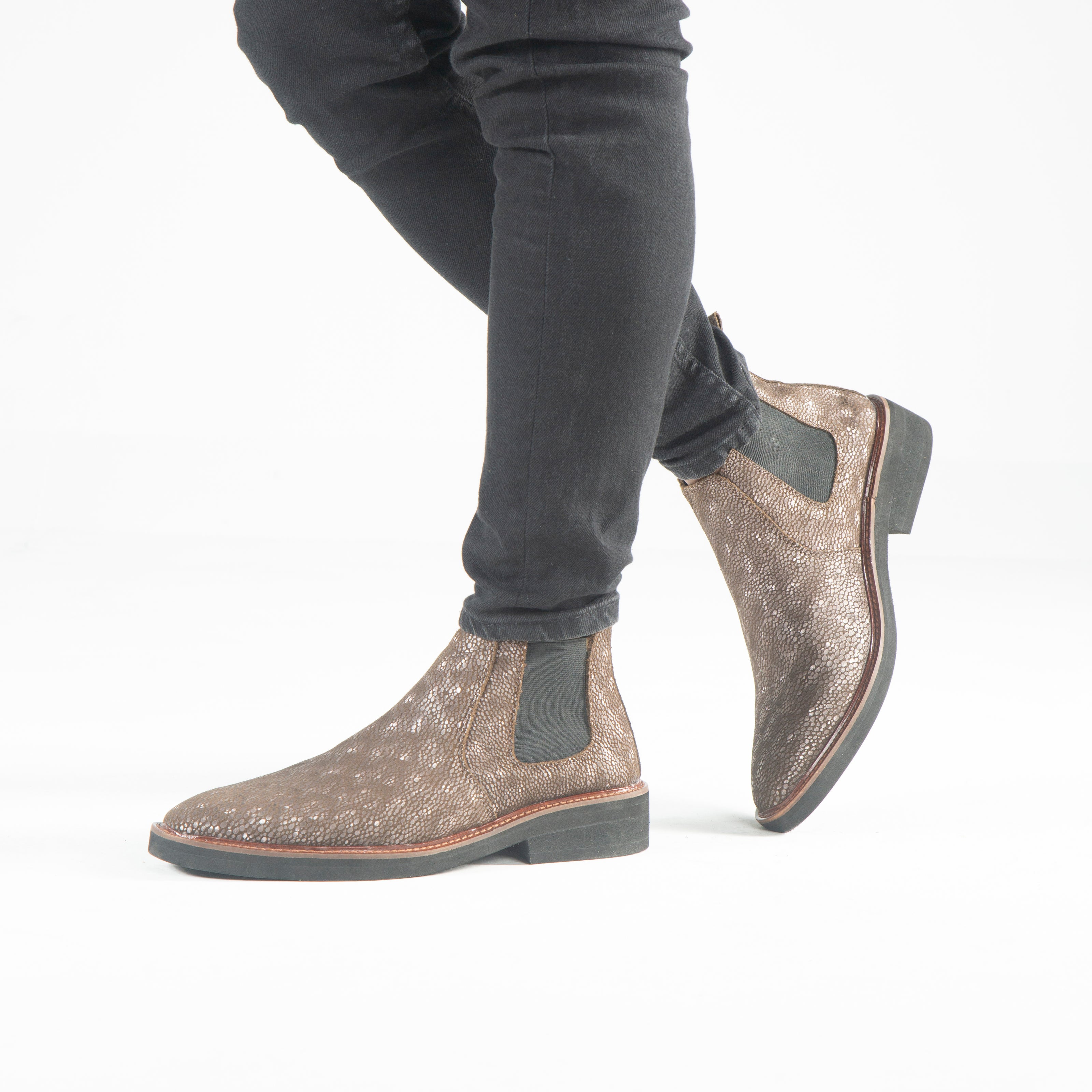 Chelsea Boot   - Python