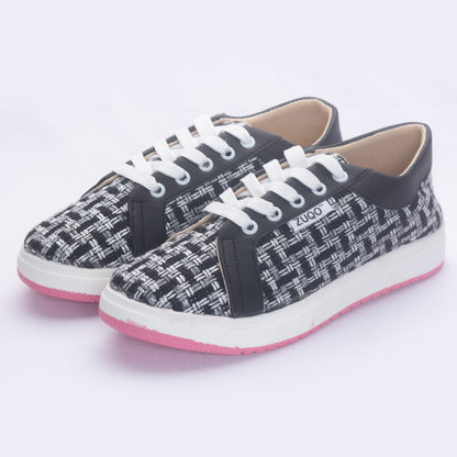 Female Sneaker - Black Velvet