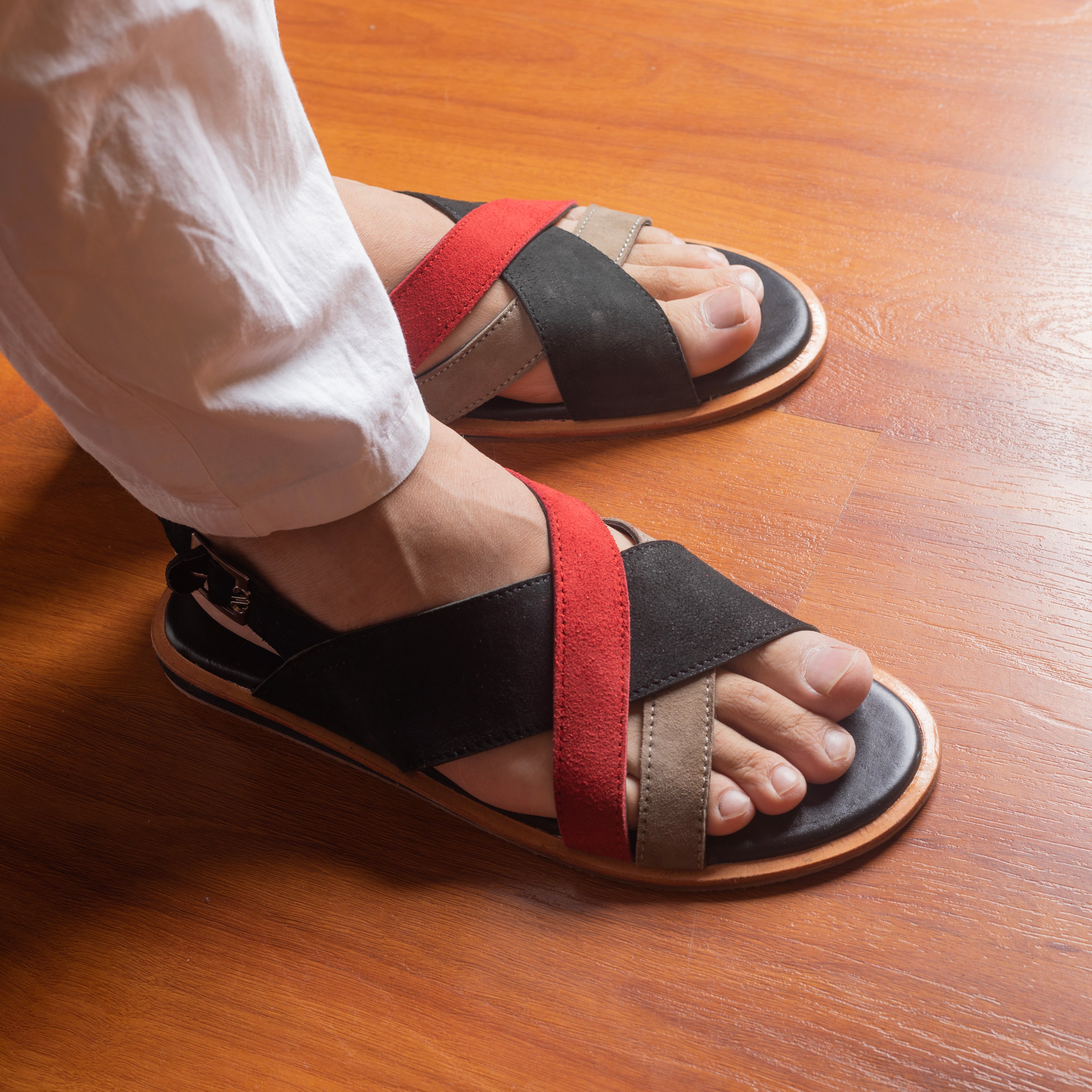 Oasis- Leather Sandal (Belt )