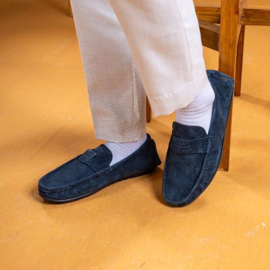 Zuqo  Men's classic Loafer  -  Navy Blue