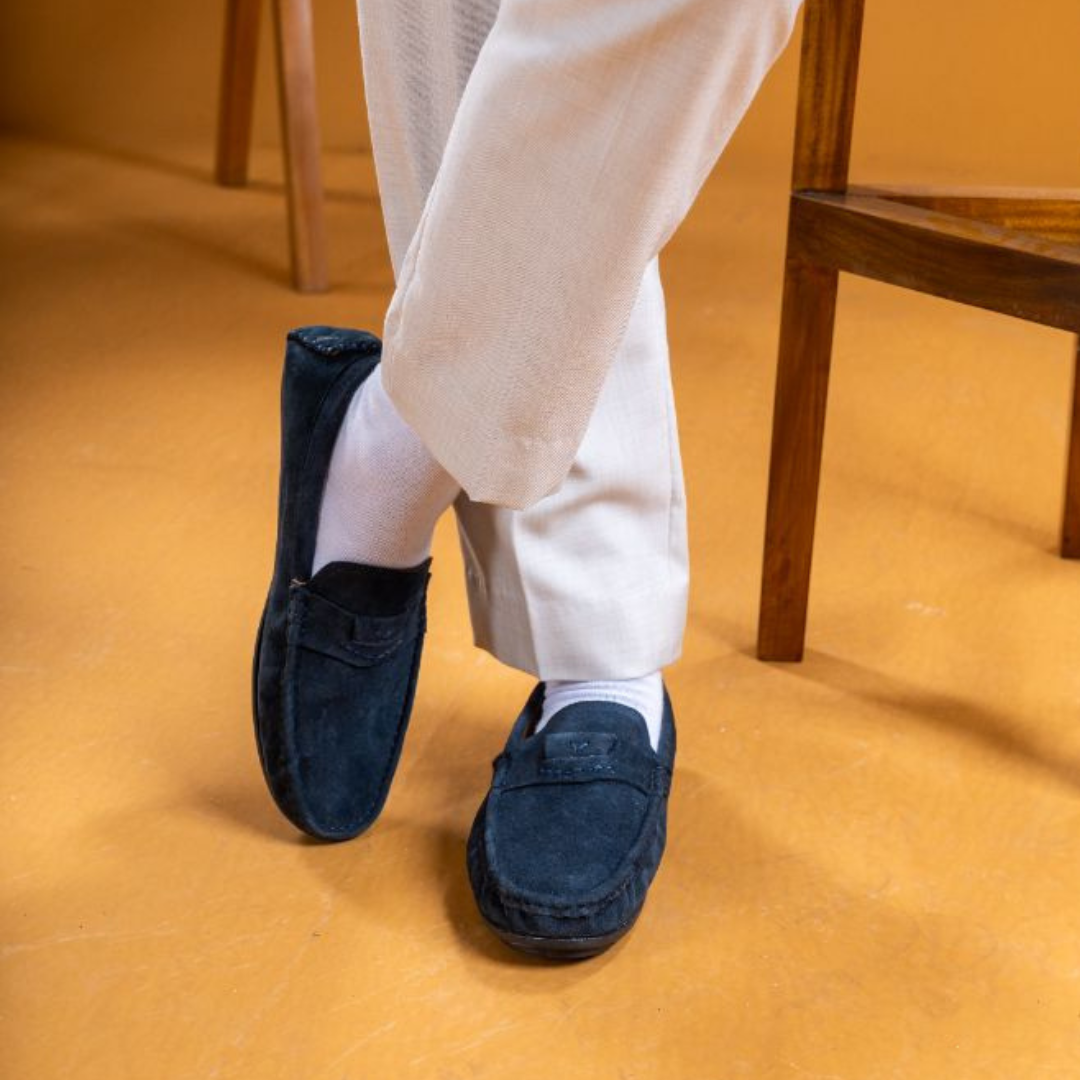 Zuqo  Men's classic Loafer  -  Navy Blue