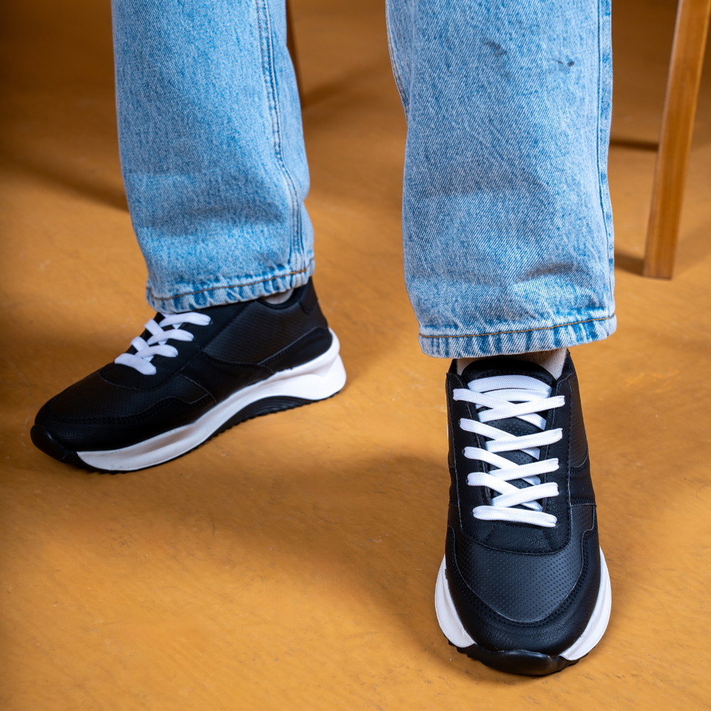 Zuqo Men's Sneaker : Urban - Solid Black product image 1