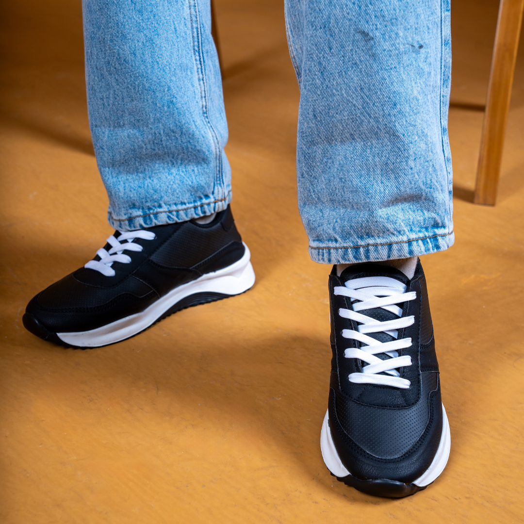 Zuqo Men's Sneaker  : Urban - Solid Black