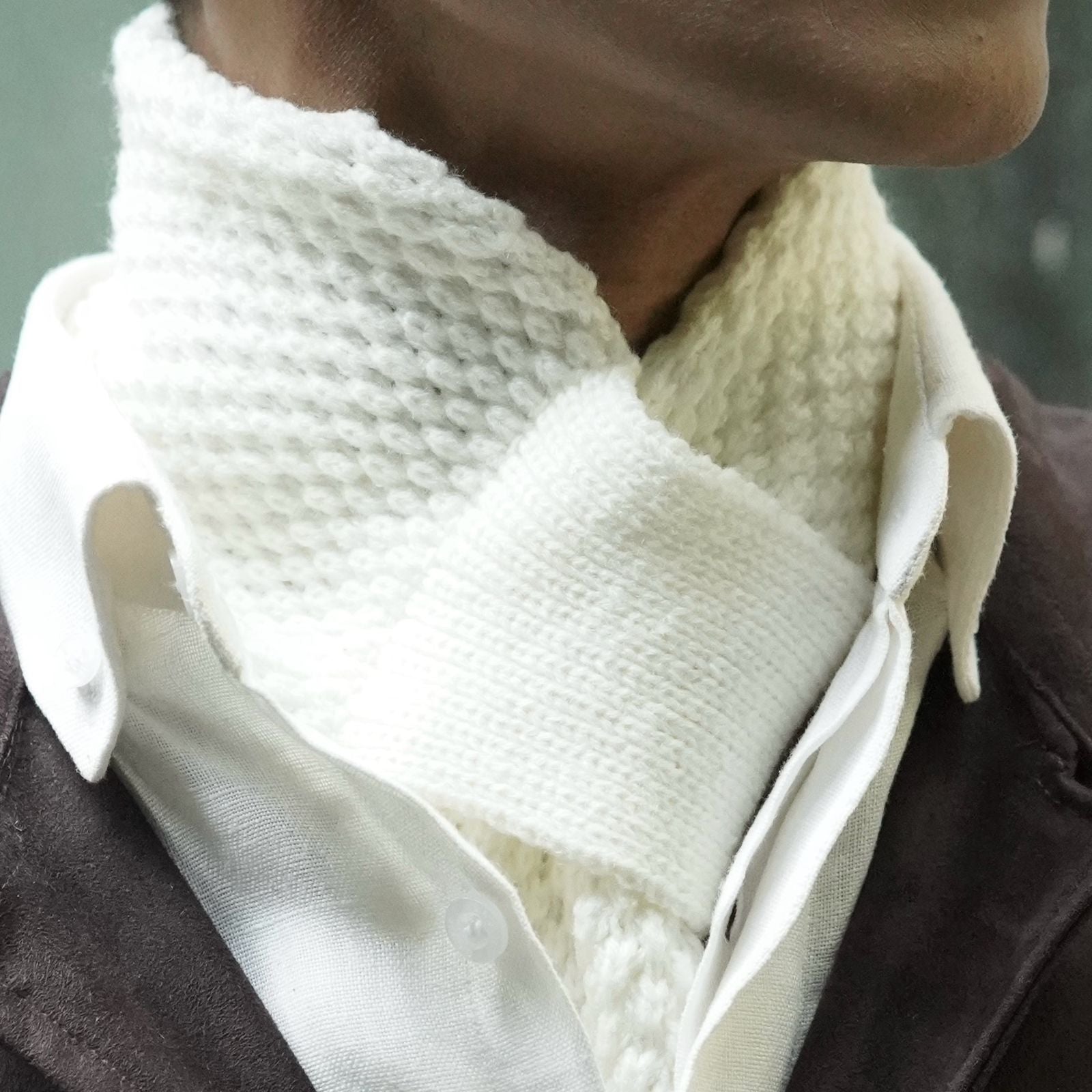Zuqo Scarf - White