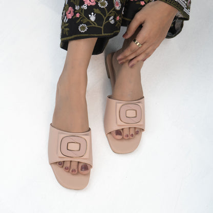 Zazla Women’s Flats:  Zuqo Muse Pink