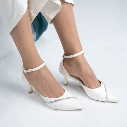Zazla Women’s Pumps : Pearl White